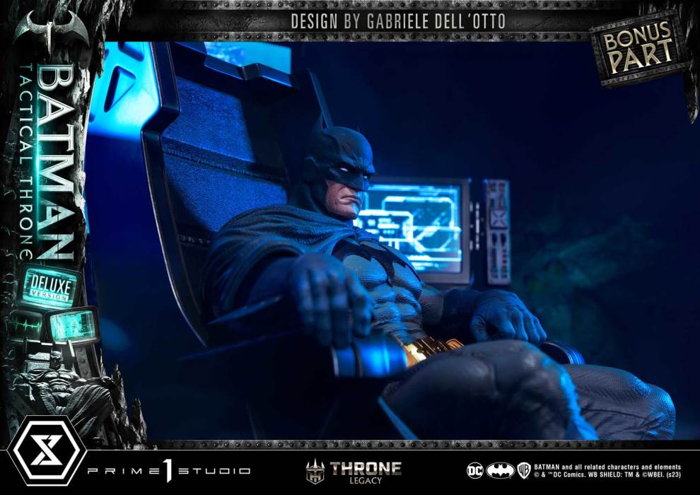 Batman Tactical Throne DX Version