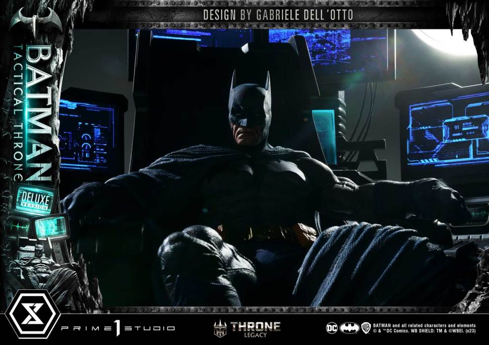Batman Tactical Throne DX Version