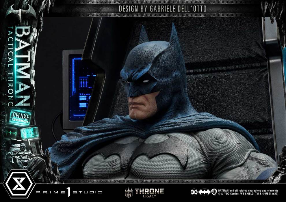 Batman Tactical Throne DX Version