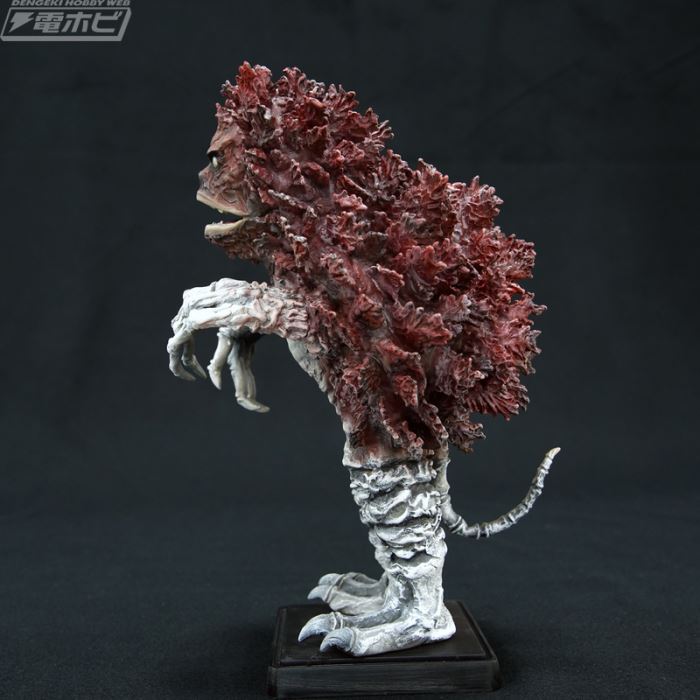 Garamon 1/200 soft vinyl kit