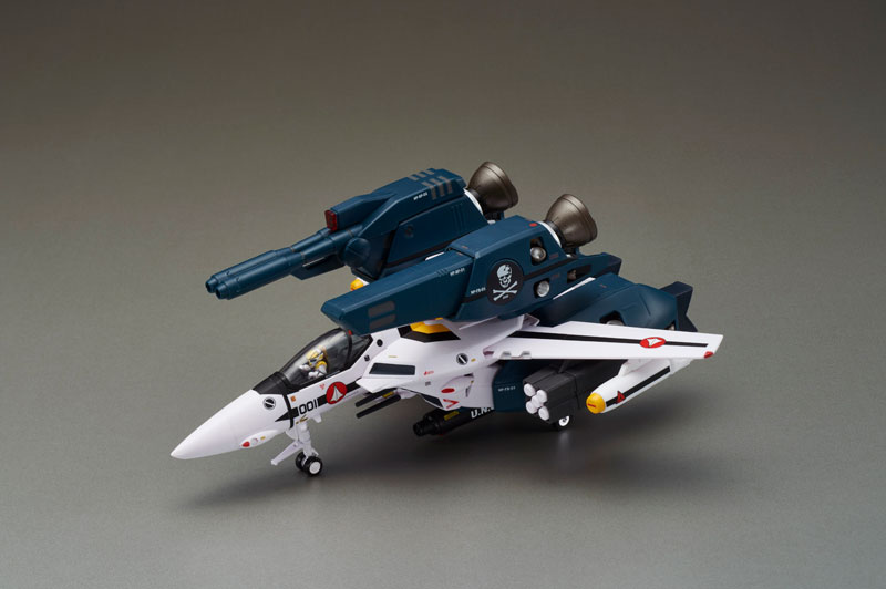Macross: Do You Remember Love? 1/60 Kanzen Henkei VF-1S Strike Valkyrie Roy Focker Special movie ver