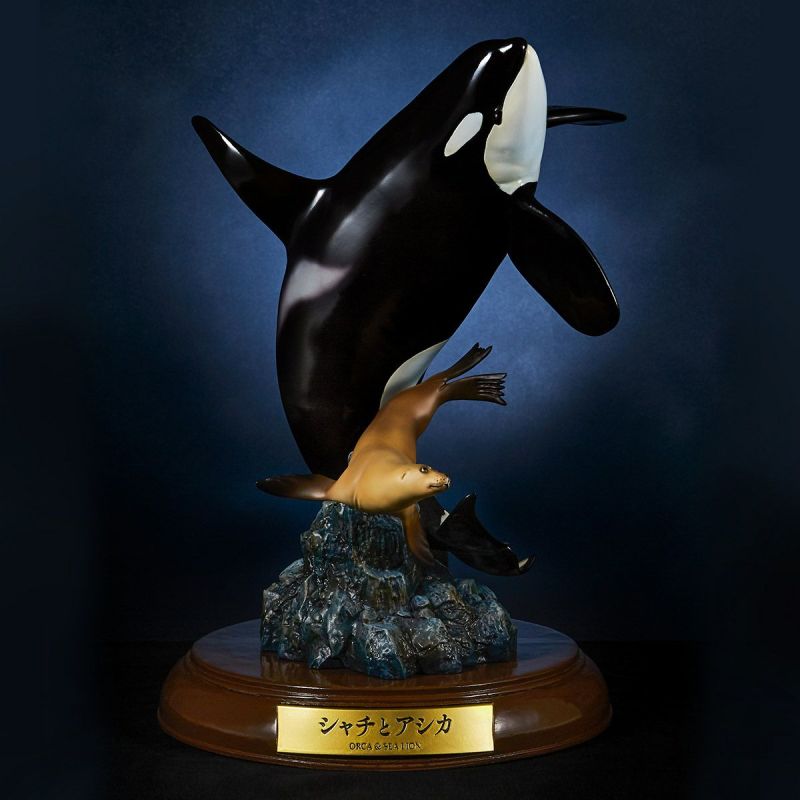 NATURE TALES killer whale and sea lion