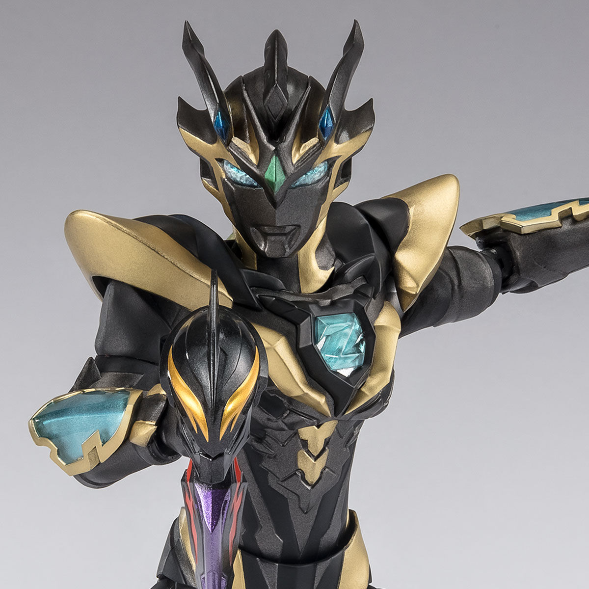 SHFiguarts Ultraman Z Deathcium Rise Claw