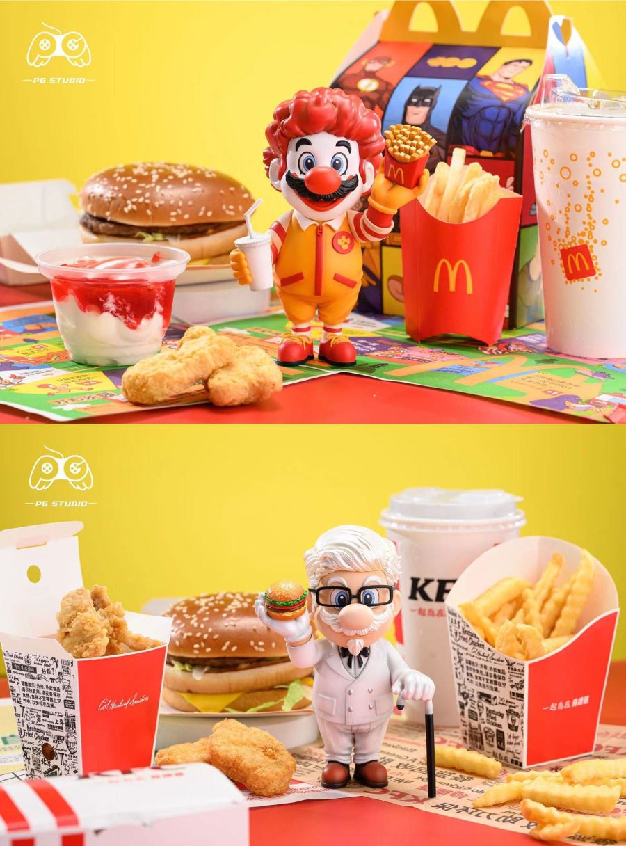 Ronald McDonald Cosplay Mario & KFC Grandpa Cosplay Mario - Super Mario