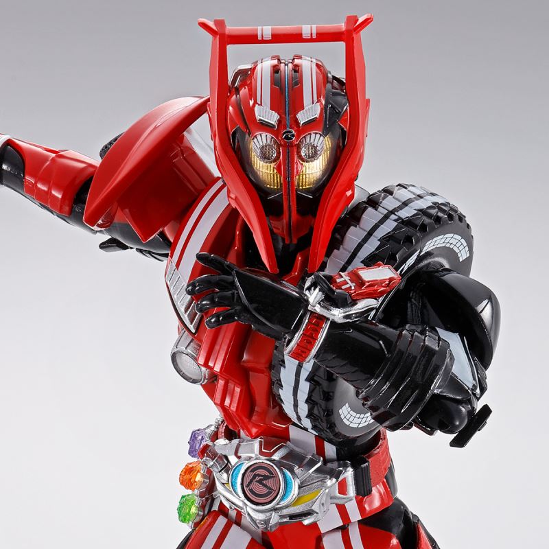 SHFiguarts Kamen Rider Drive Type Tridoron Tire Oyster Mazel Set