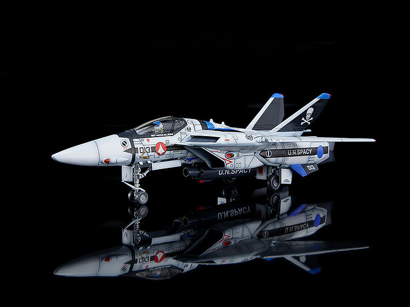 PLAMAX Macross: Do You Remember Love? 1/72 VF-1A/S Fighter Valkyrie (Maximilian Jenius / Hayao Kakizaki)