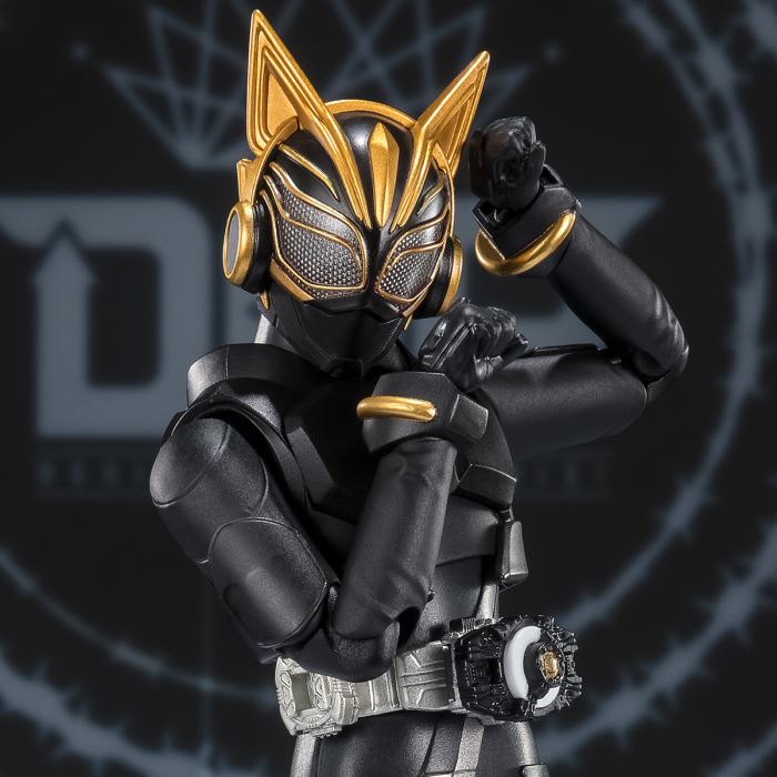 SHFiguarts Kamen Rider Nago Entry Raise Form & Entry Raise Set