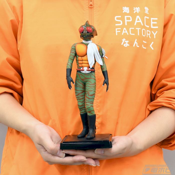 Kamen Rider Amazon 1/8