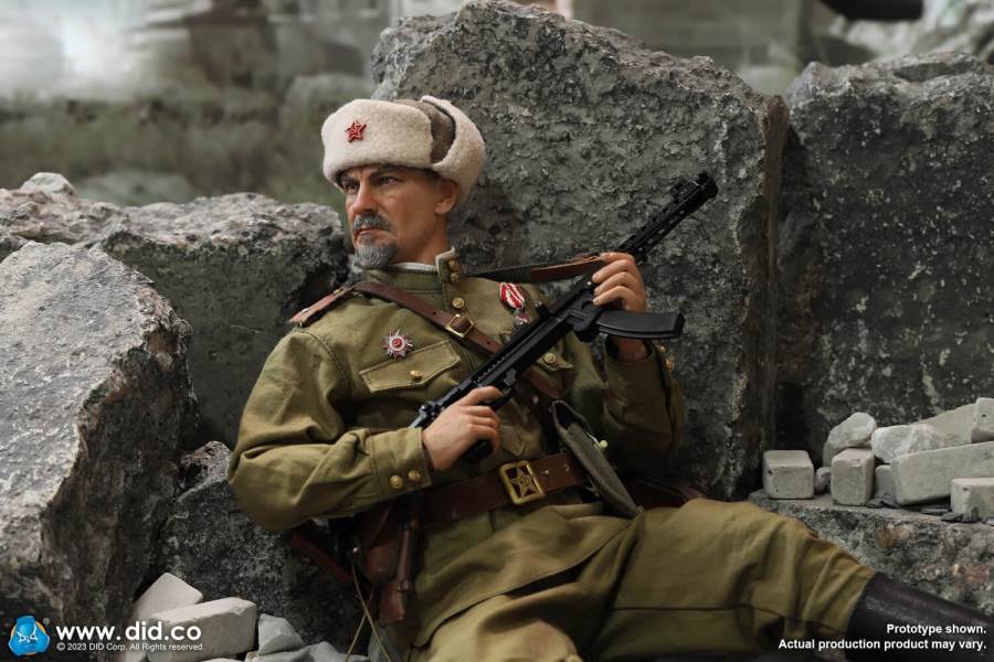 WWII Soviet Infantry Junior Lieutenant Viktor Reznov 1/6