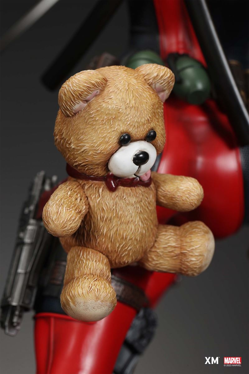 Lady Deadpool 1/4