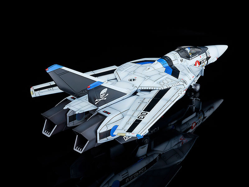 PLAMAX Macross: Do You Remember Love? 1/72 VF-1A/S Fighter Valkyrie (Maximilian Jenius / Hayao Kakizaki)