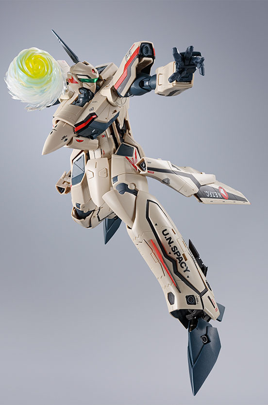 DX Chogokin YF-19 Excalibur (Isamu Dyson machine)