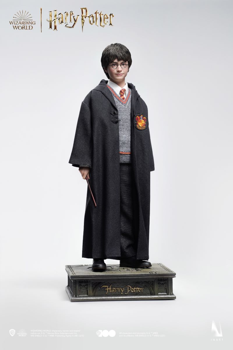 Harry Potter and the Sorcerer's Stone - Harry Potter (School Uniform) 1/6
