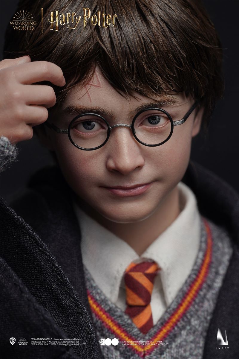Harry Potter and the Sorcerer's Stone - Harry Potter (School Uniform) 1/6