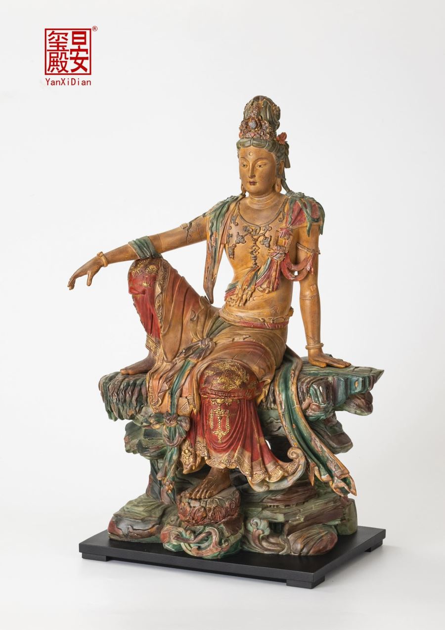 Water-moon Avalokiteshvara Statue