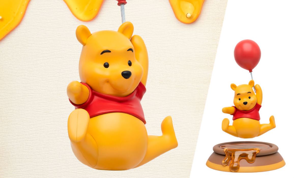 WINNIE THE POOH FLOATING