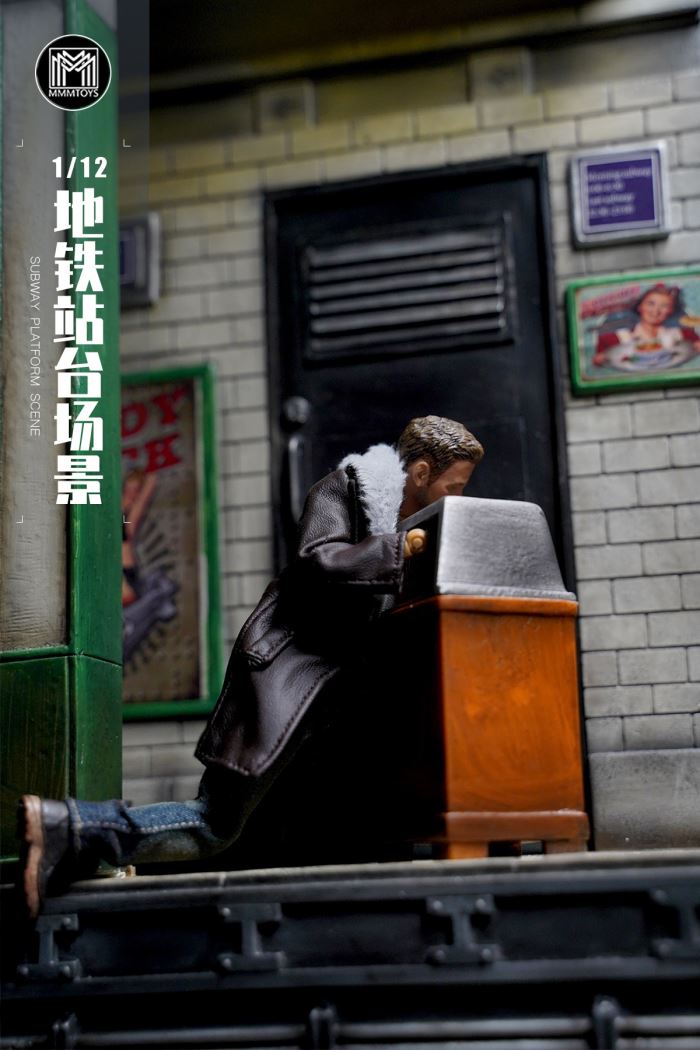 Subway platform 1/12