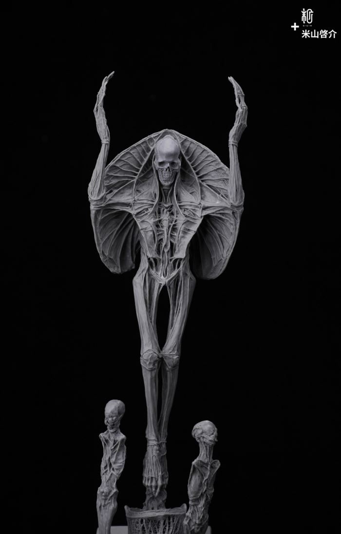 RED STATUE AND CANNON