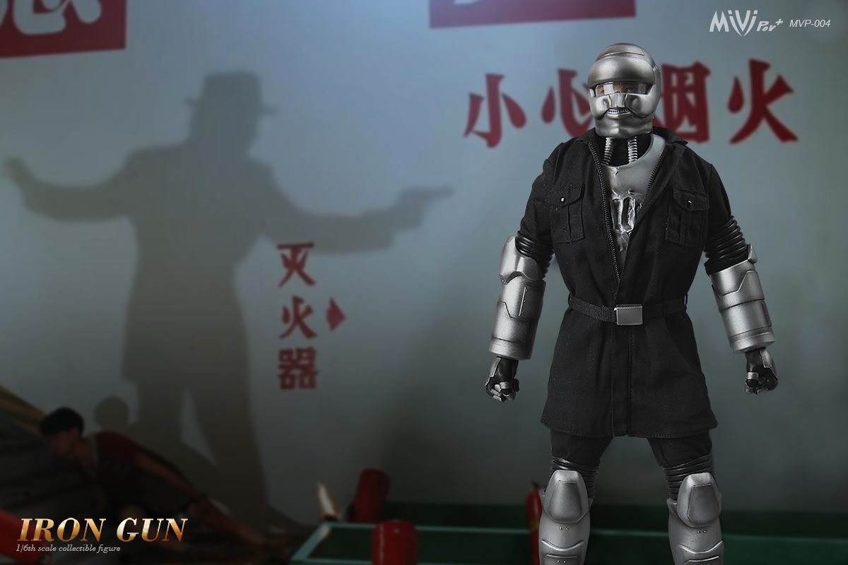 The Man with the Golden Gun 1/6
