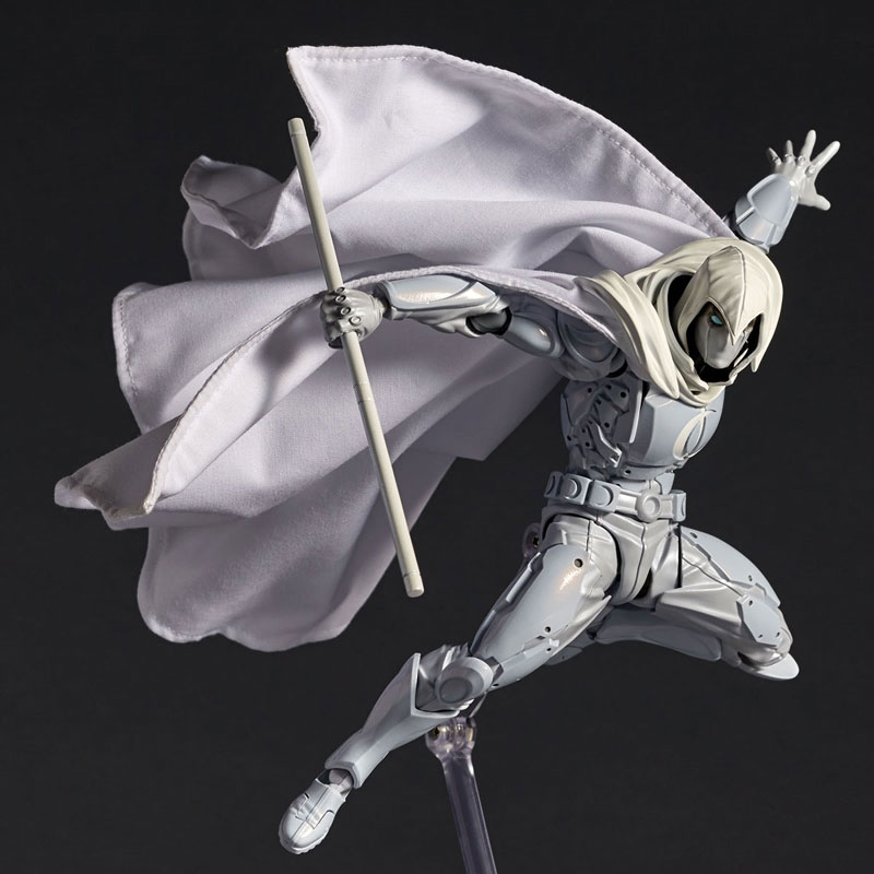 Revoltech Amazing Yamaguchi Moon Knight