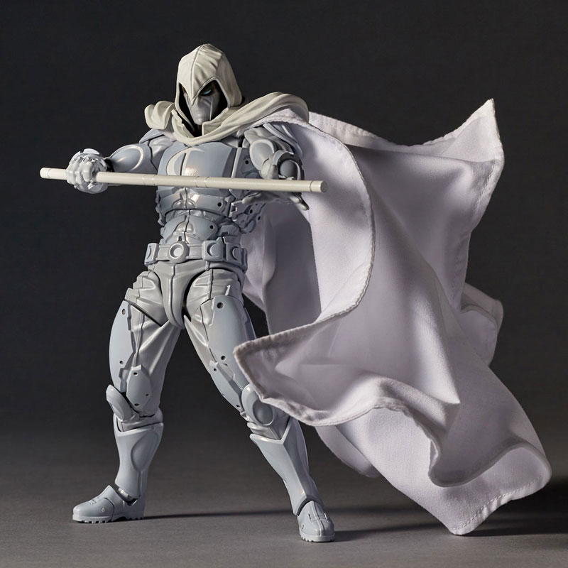 Revoltech Amazing Yamaguchi Moon Knight