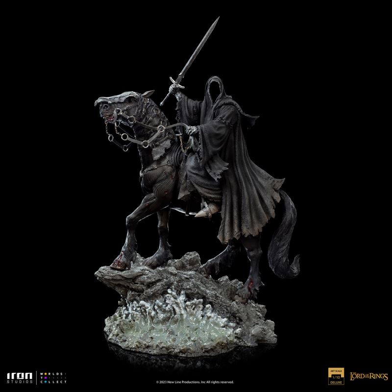 The Lord of the Rings - NAZGUL ON HORSE DELUXE