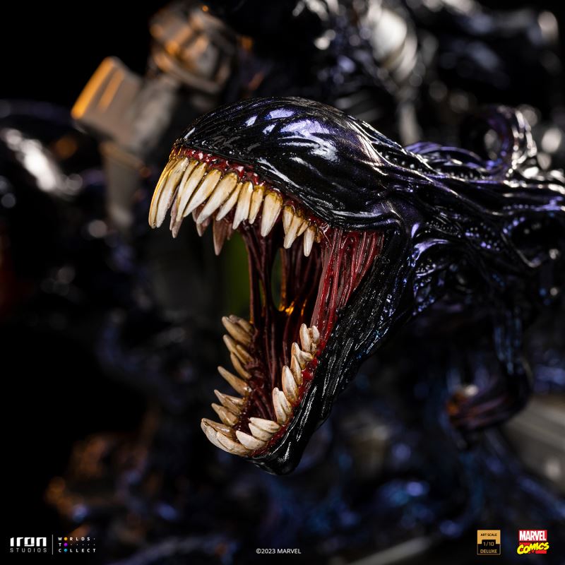 VENOM DELUXE