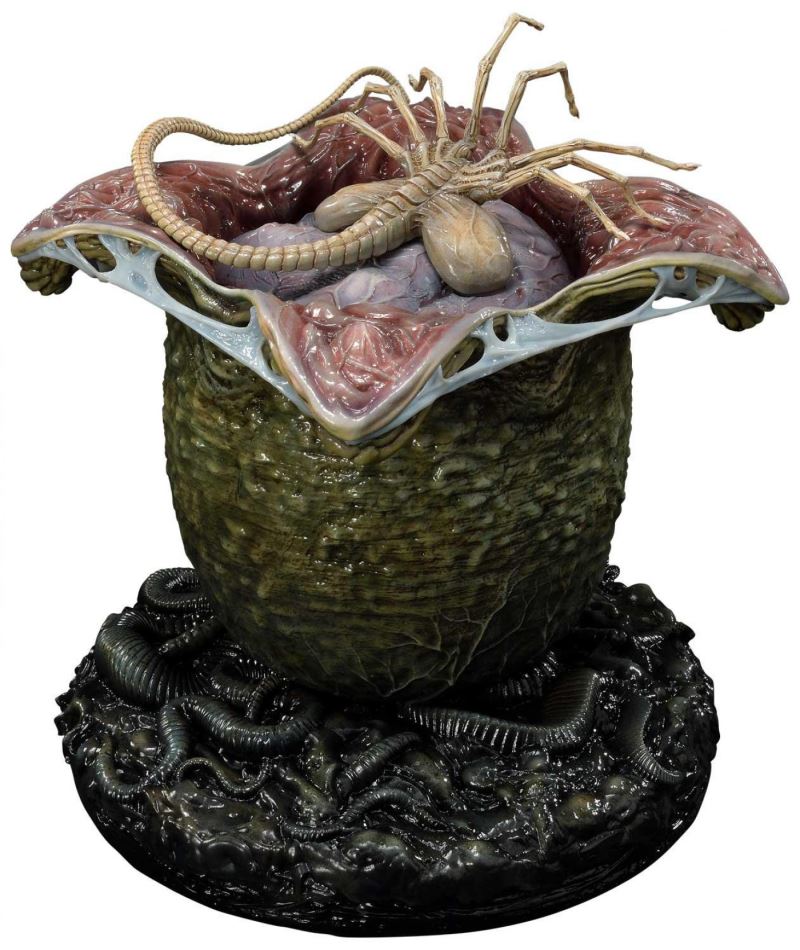 Aliens (Comics) Xenomorph Egg Open Version