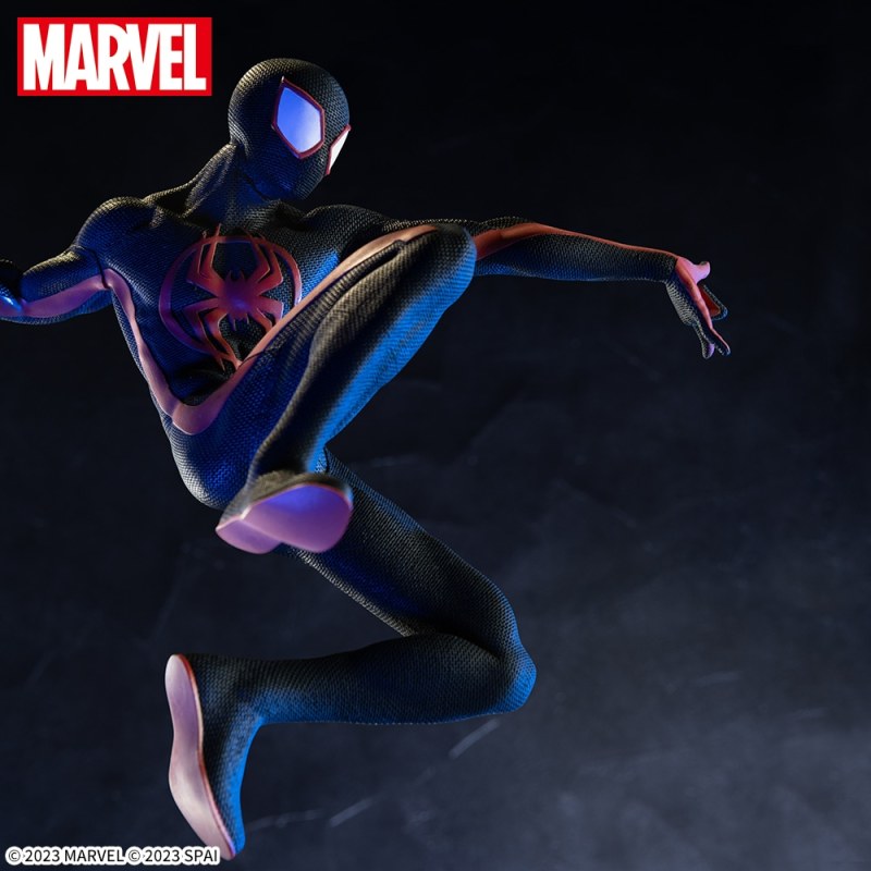 SPIDER-MAN: ACROSS THE SPIDER-VERSE Luminasta Spider-Man & Spider-Gwen