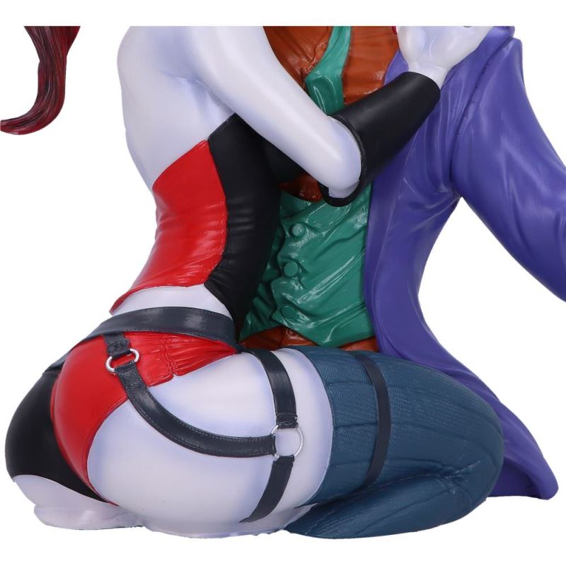THE JOKER AND HARLEY QUINN