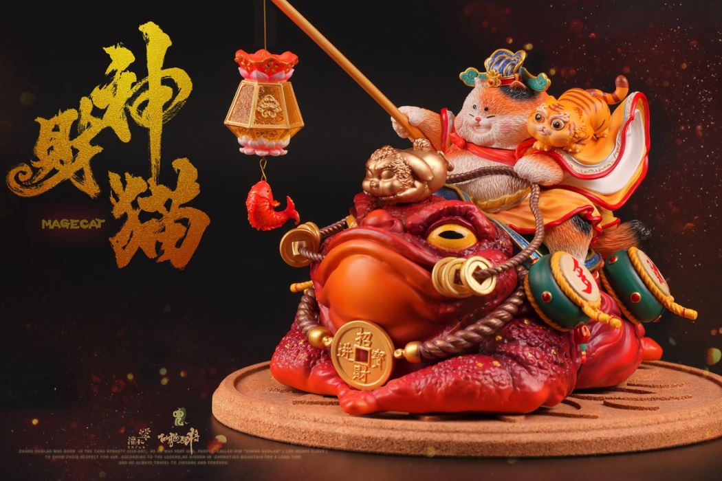 God of Wealth Cat with Multi-billion Statue