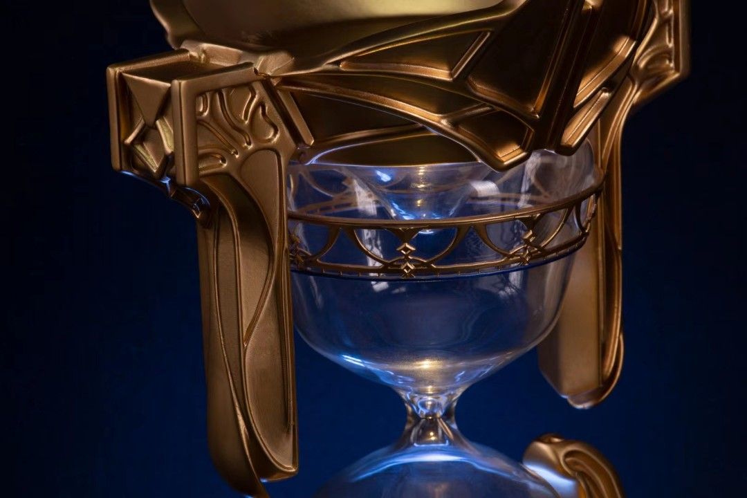 Zhonya's Hourglass - League of Legends