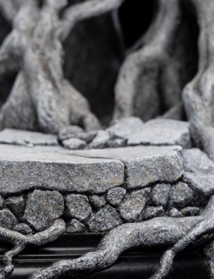 FOUNTAIN GUARD OF GONDOR - The Lord of the Rings