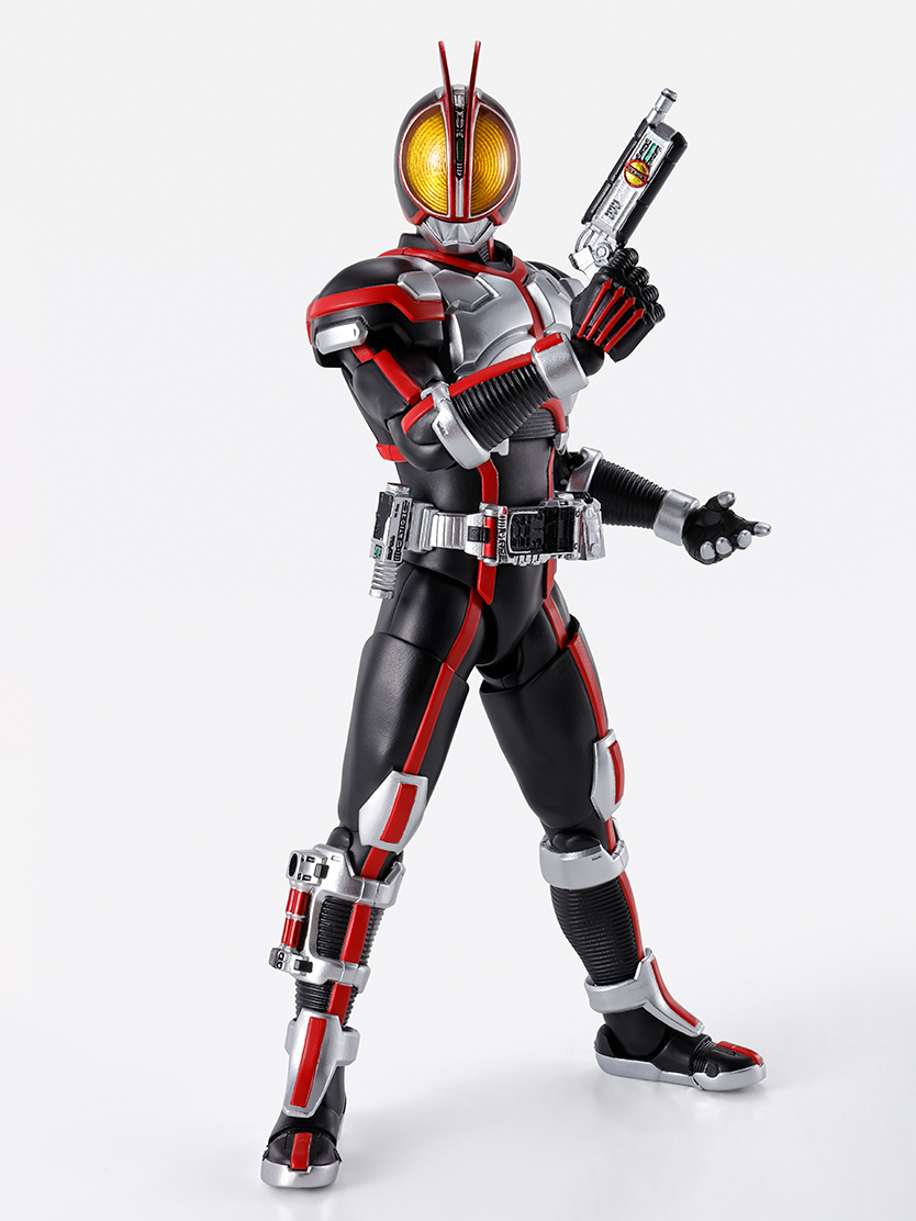 สัมภาษ์พิเศษ เค็นโตะ ฮันดะ เกี่ยวกับฟิกเกอร์ SHFiguarts Kamen Rider Faiz