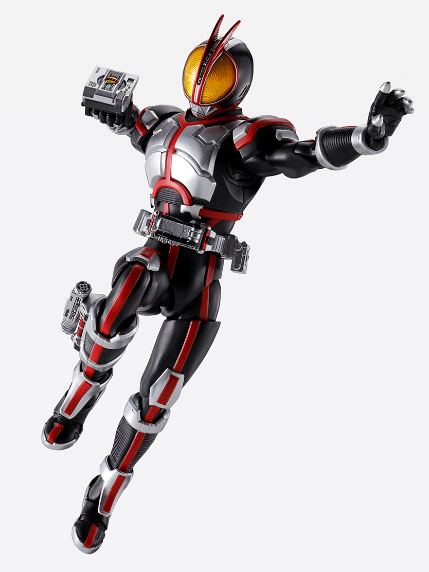 สัมภาษ์พิเศษ เค็นโตะ ฮันดะ เกี่ยวกับฟิกเกอร์ SHFiguarts Kamen Rider Faiz