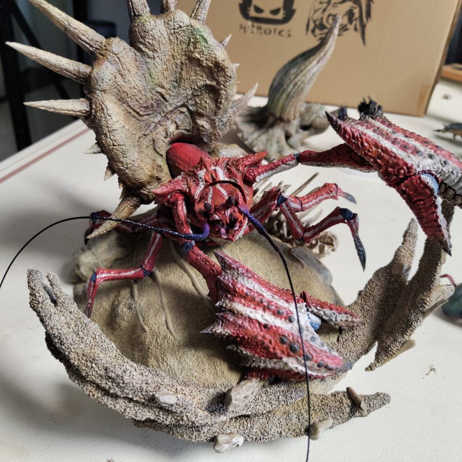 Daimyo Hermitaur & Plum Daimyo Hermitaur - Monster Hunter