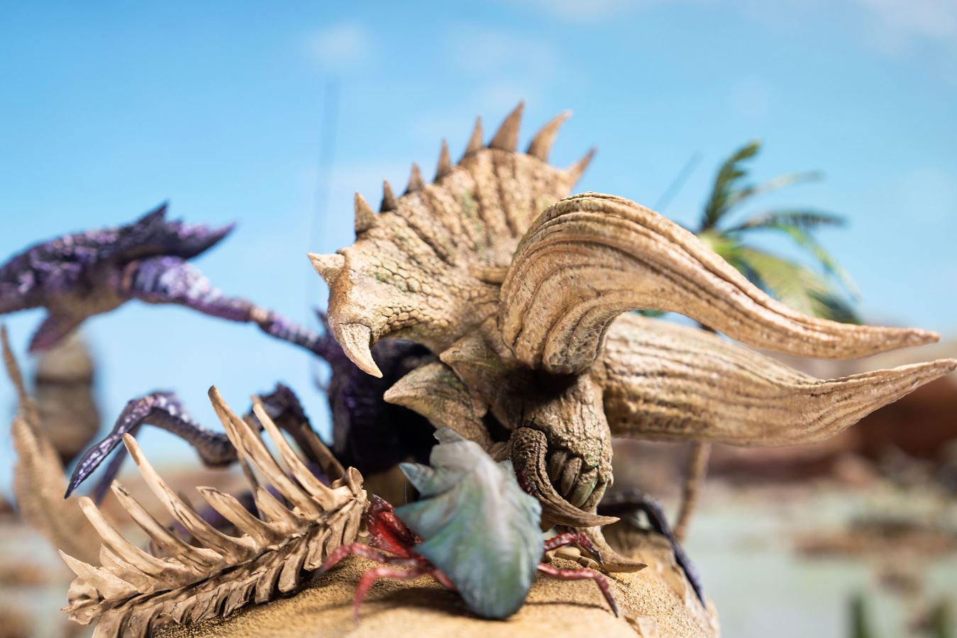 Daimyo Hermitaur & Plum Daimyo Hermitaur - Monster Hunter