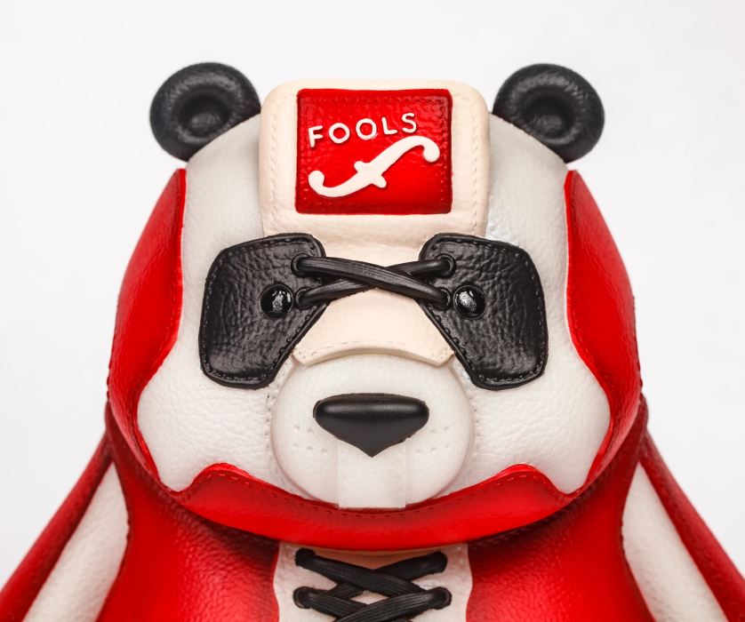 KAKKOII TAIKETSU // PANDA 23