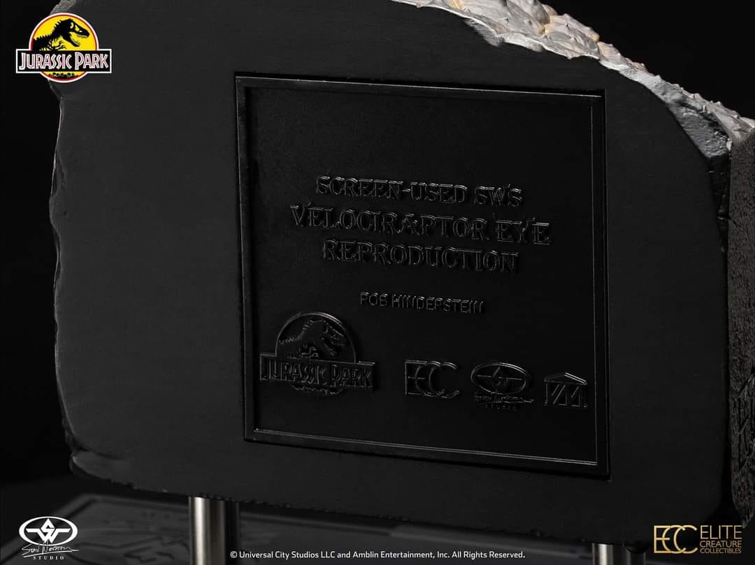 Velociraptor Eye Prop Replica - Jurassic Park