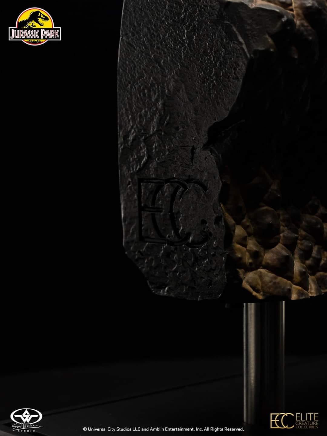 Velociraptor Eye Prop Replica - Jurassic Park