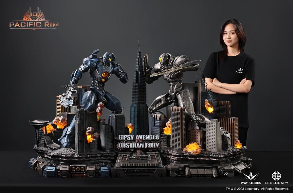 Gipsy Avenger VS Obsidian Fury - Pacific Rim