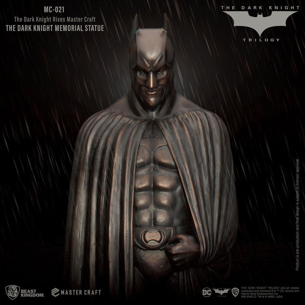 BATMAN: THE DARK KNIGHT MEMORIAL STATUE