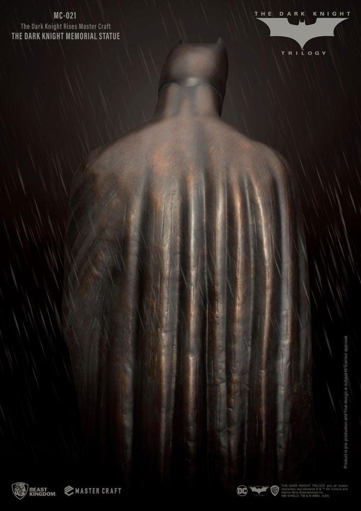 BATMAN: THE DARK KNIGHT MEMORIAL STATUE