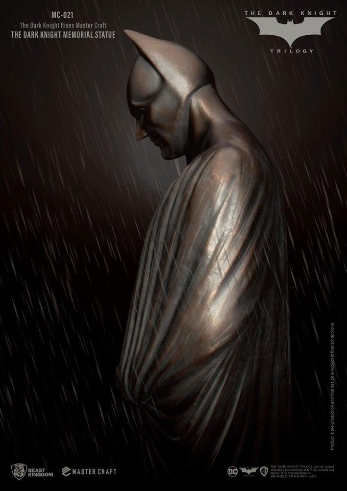 BATMAN: THE DARK KNIGHT MEMORIAL STATUE