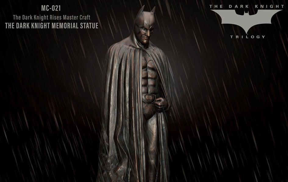 BATMAN: THE DARK KNIGHT MEMORIAL STATUE