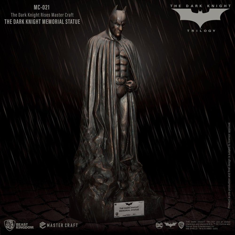 BATMAN: THE DARK KNIGHT MEMORIAL STATUE
