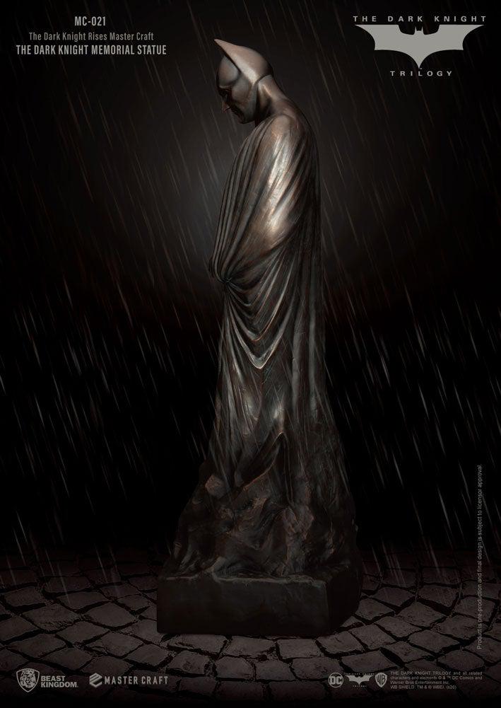 BATMAN: THE DARK KNIGHT MEMORIAL STATUE