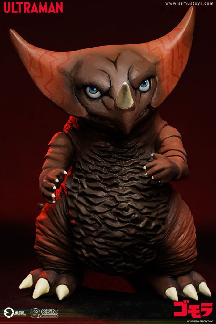 Ultraman Zero (QBXL001), Ultraman Z (QBXL002), Gomora