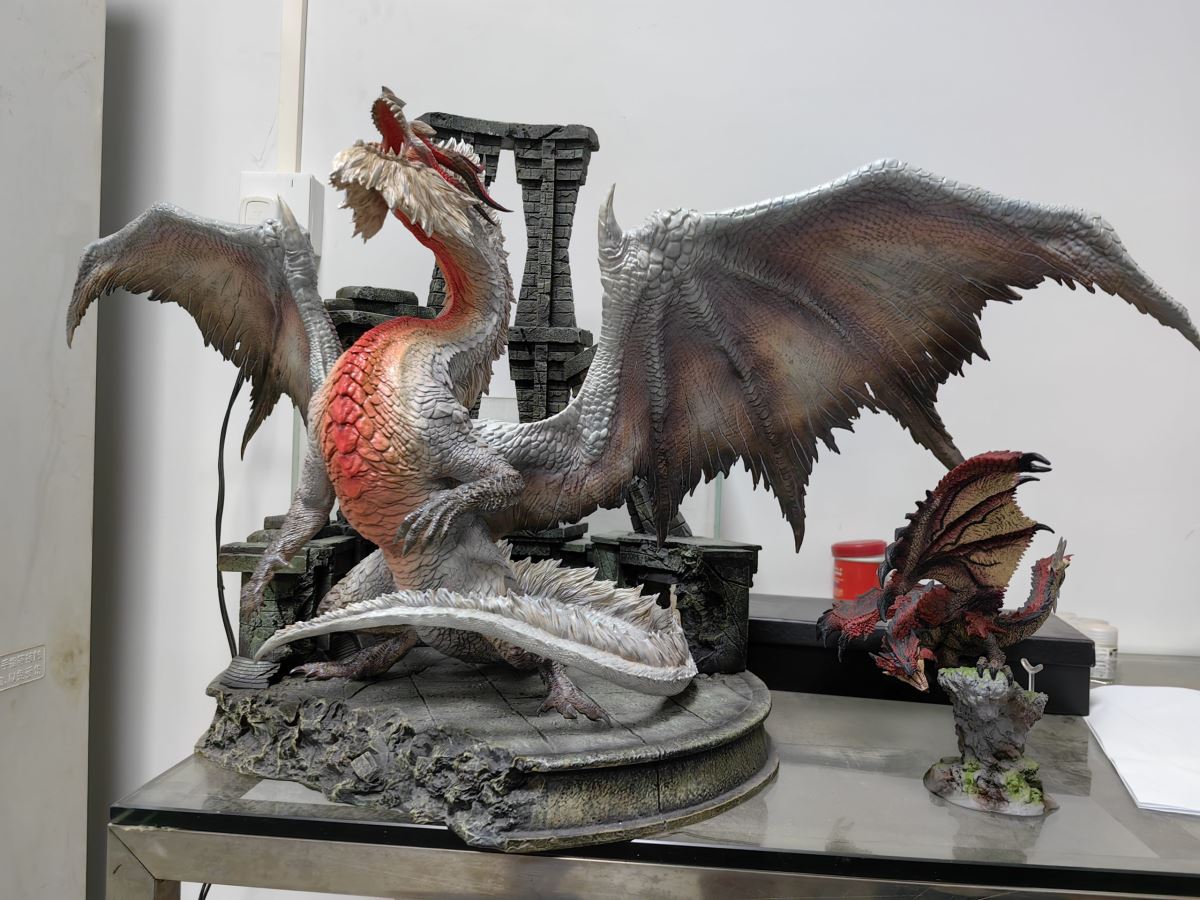 Warth White Fatalis - Monster Hunter