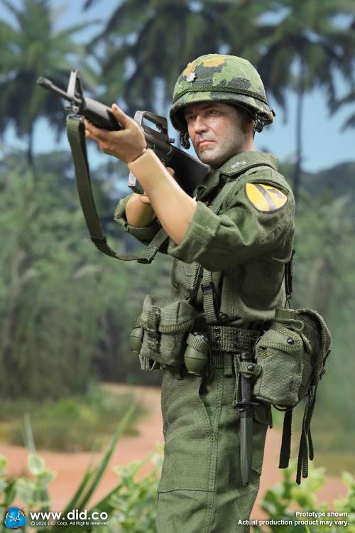 Vietnam War - US Army Lieutenant Colonel Moore 1/6